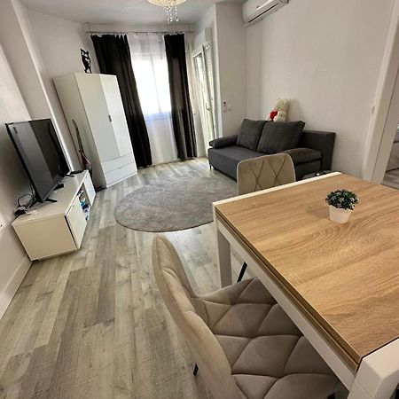 Dom Goscinny 8,3-41 Poznan Dış mekan fotoğraf